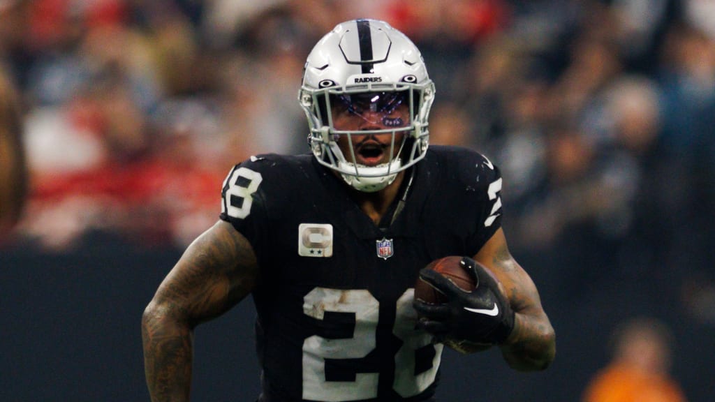 Bills Could Target All-Pro Raiders RB in Trade: Insider