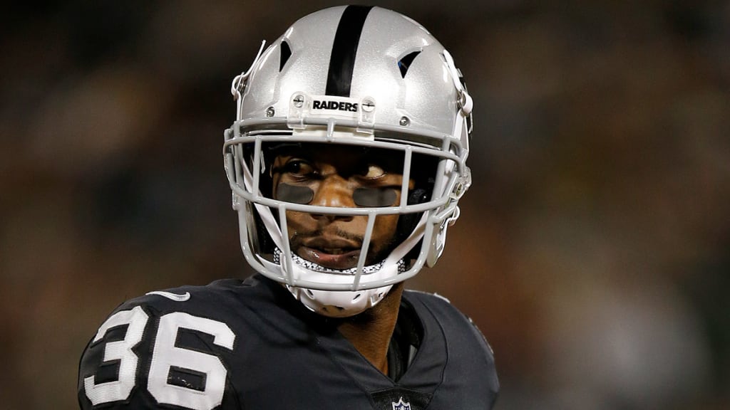 Oakland Raiders cornerback Dominique Rodgers-Cromartie announces