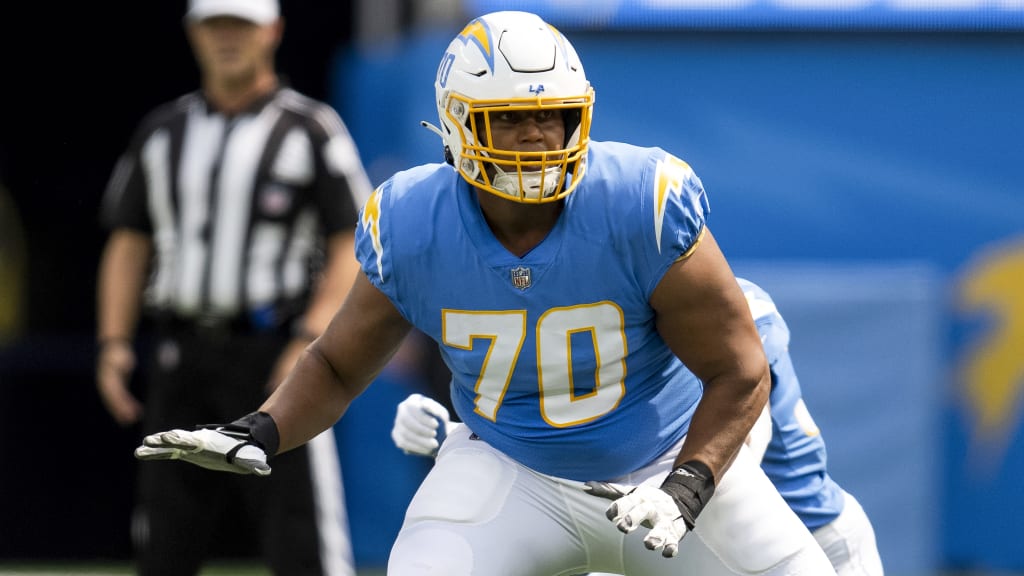 Chargers LT Rashawn Slater (biceps) expected to miss rest of 2022