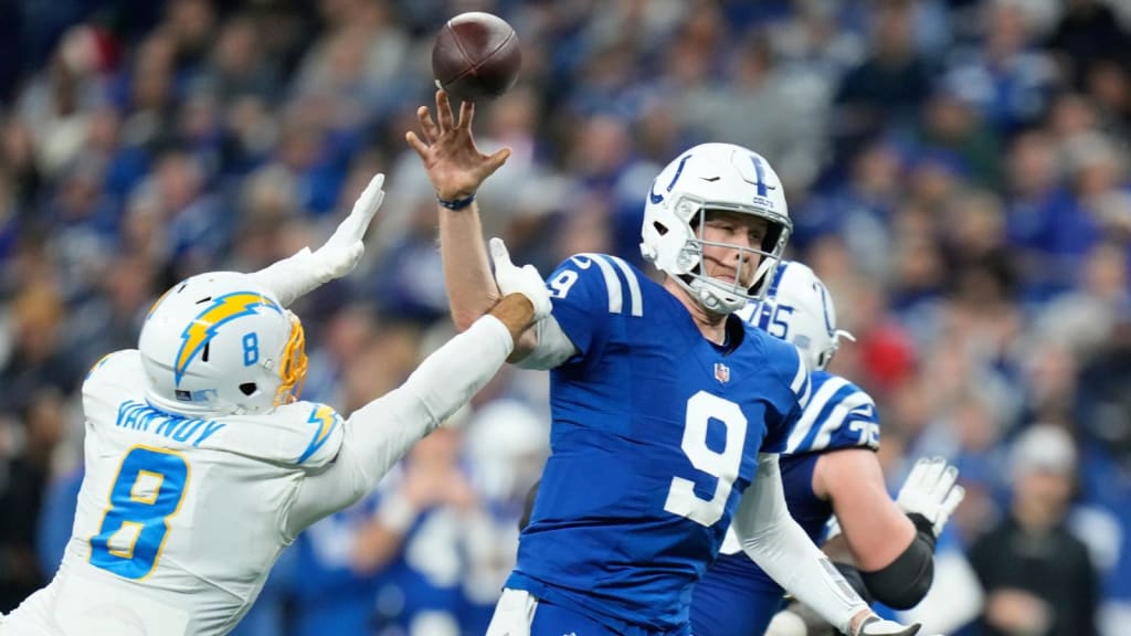 Indianapolis Colts' tough choice at QB: Jacob Eason or Sam Ehlinger?