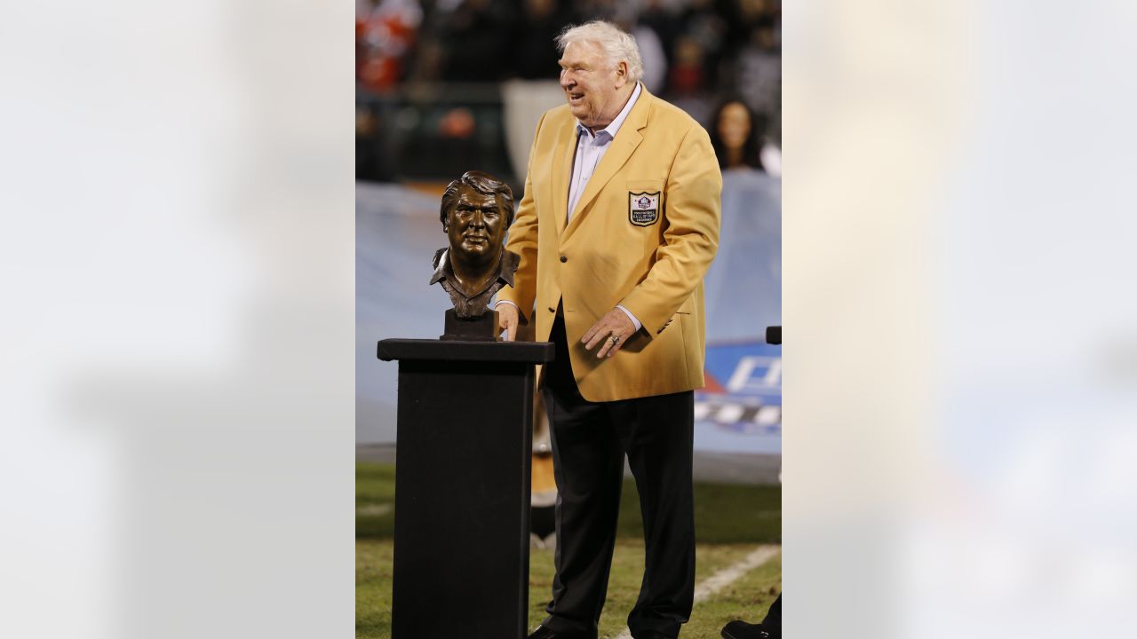 Sold At Auction: A 1988 John Madden All Madden Team Trophy