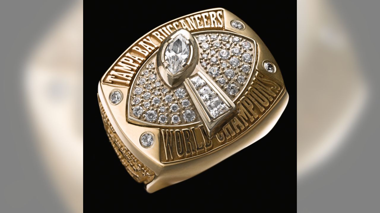 show me the rams super bowl ring