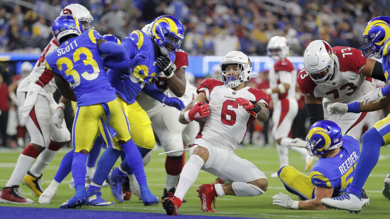 NFL Super Wild Card Weekend: Arizona Cardinals vs Los Angeles Rams