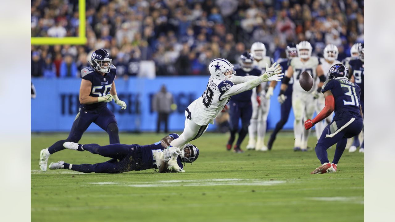 Dallas Cowboys' Peyton Hendershot can't make a catch in front of  Philadelphia Eagles' C.J. Gardner-Johnson during the second half of an NFL  football game Sunday, Oct. 16, 2022, in Philadelphia. (AP Photo/Matt