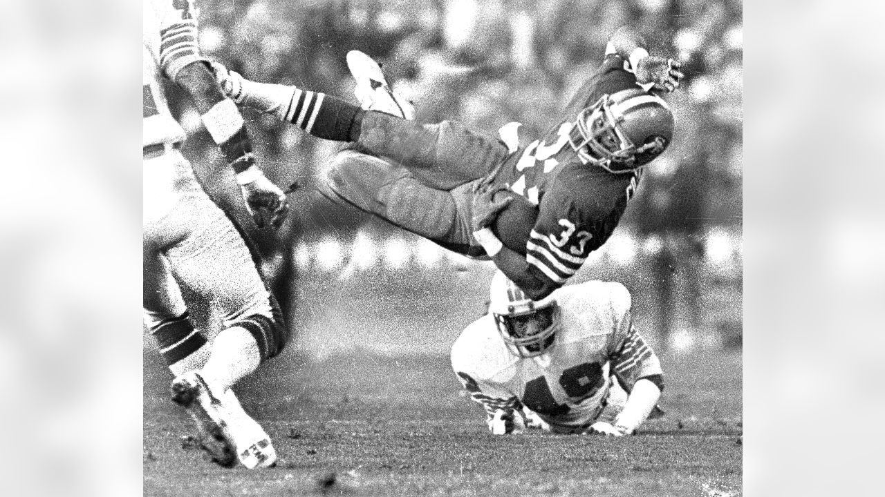 Miami Dolphins faced San Francisco 49ers in Super Bowl 19 in 1985