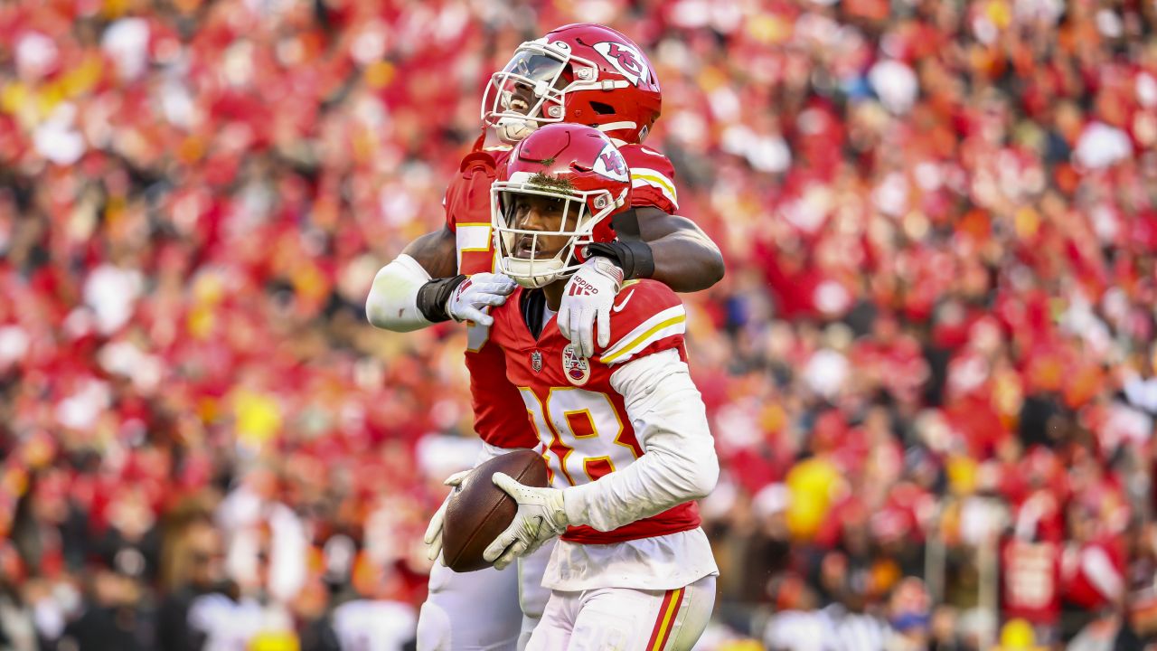 Kansas City Chiefs linebacker Willie Gay celebrates with fans