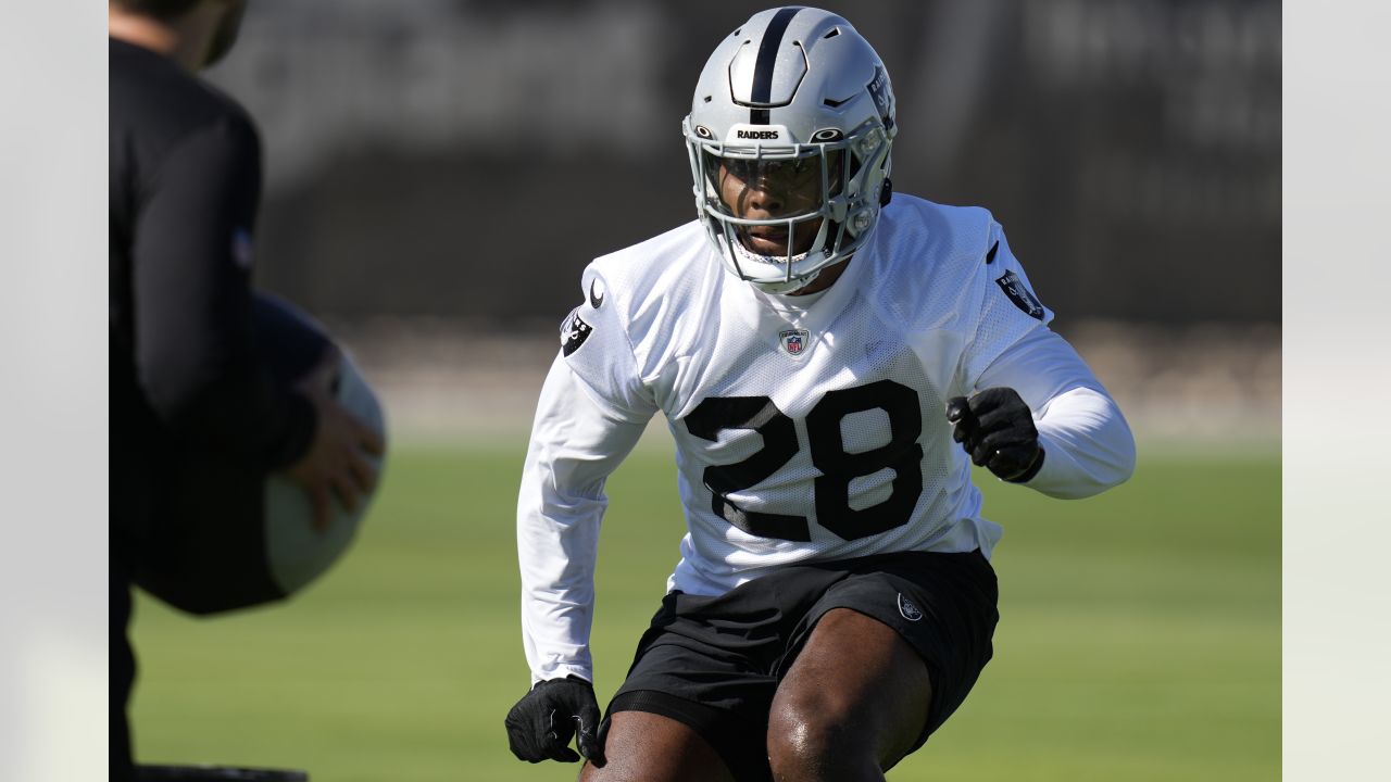 Best images from Week 1 of training camp practices for Raiders