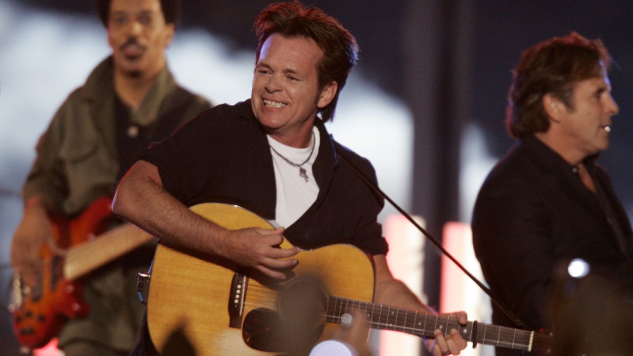 john mellencamp at colts game