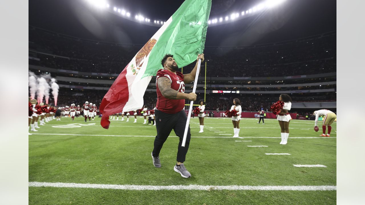 Photos: Arizona Cardinals-San Francisco 49ers game in Mexico City