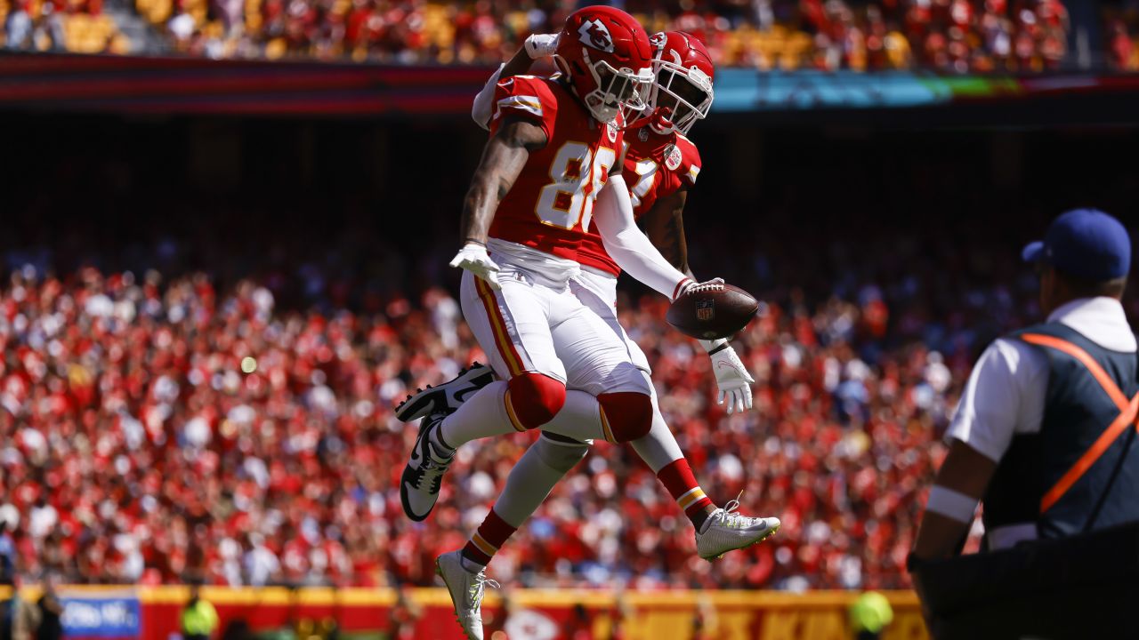 Kansas City Chiefs tight end Jody Fortson (88) walks back to the