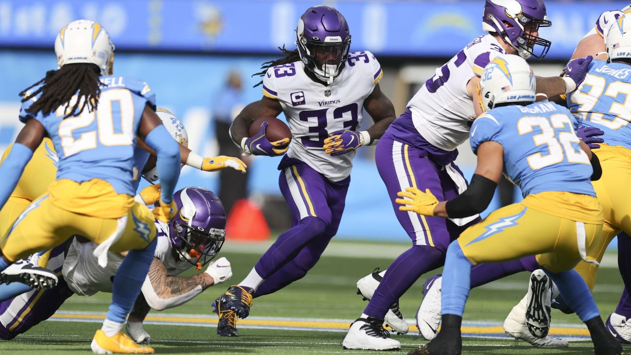 Minnesota Vikings at Los Angeles Chargers on November 14, 2021