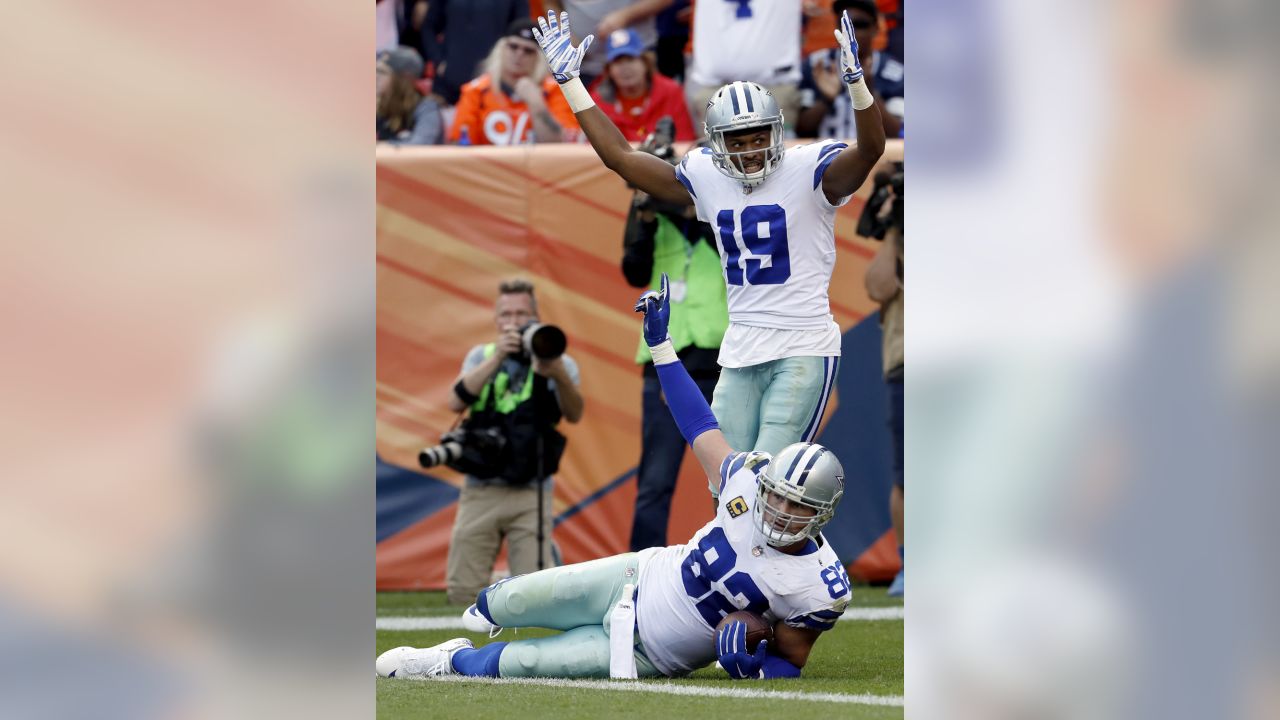 Dallas Cowboys wide receiver Miles Austin (19) celebrates his touchdown  reception in first half action in the NFL - NFC Playoffs football game  between the Philadelphia Eagles and Dallas Cowboys at Cowboys