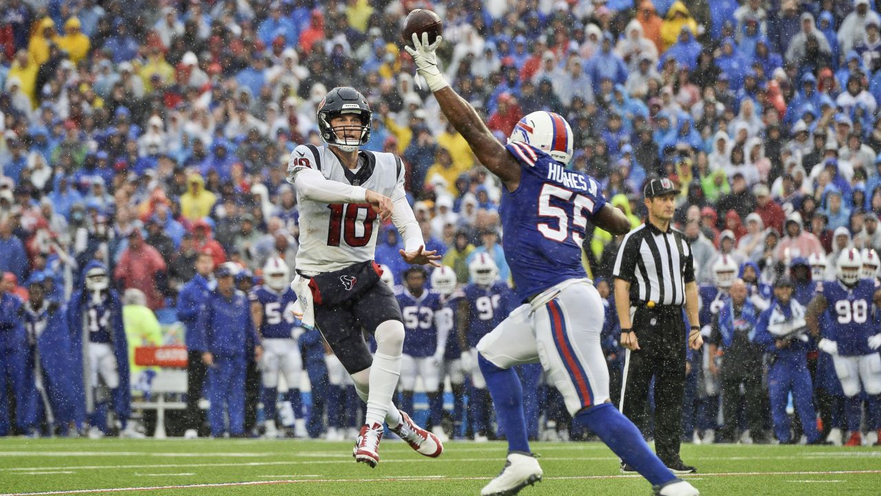 Buffalo Bills tackle Spencer Brown (79) looks to block during the second  half an NFL football game against the Tennessee Titans in Orchard Park,  N.Y., Monday, Sept. 19, 2022. (AP Photo/Adrian Kraus