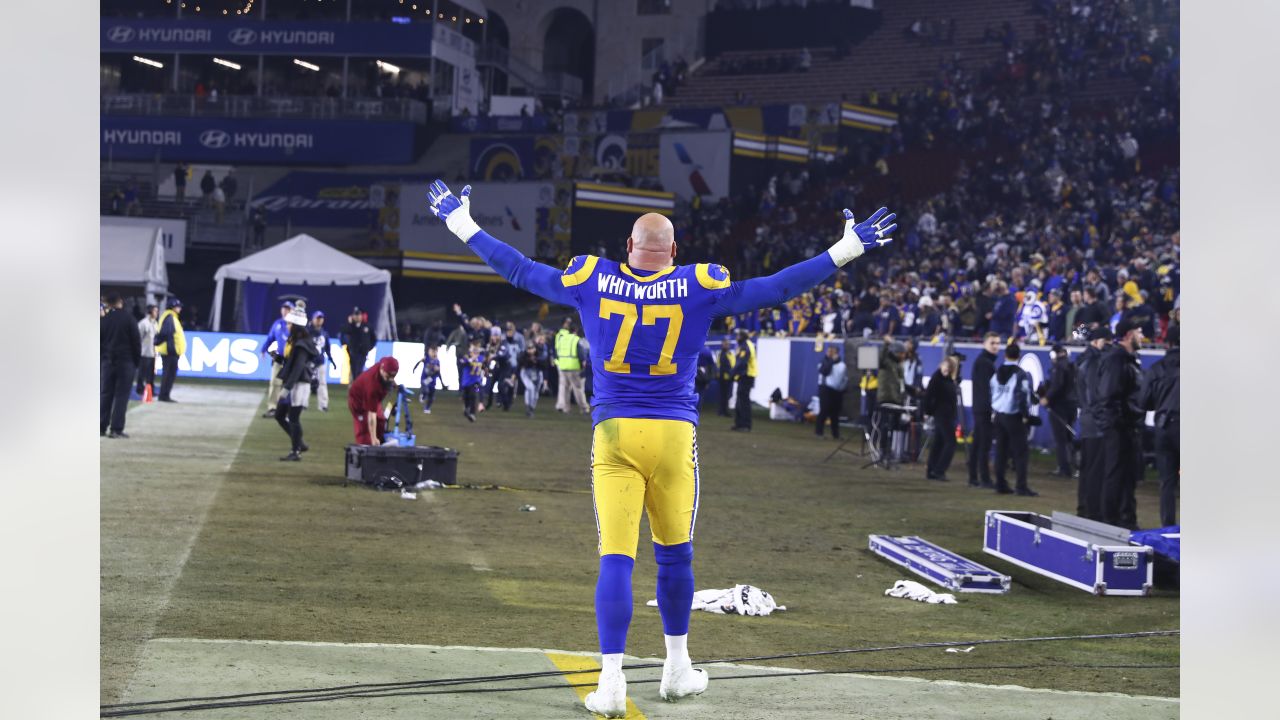 Los Angeles Rams tackle Andrew Whitworth stands on the field during NFL  football practice, Tuesday, June 13, 2017, in Thousand Oaks, Calif. (AP  Photo/Mark J. Terrill Stock Photo - Alamy