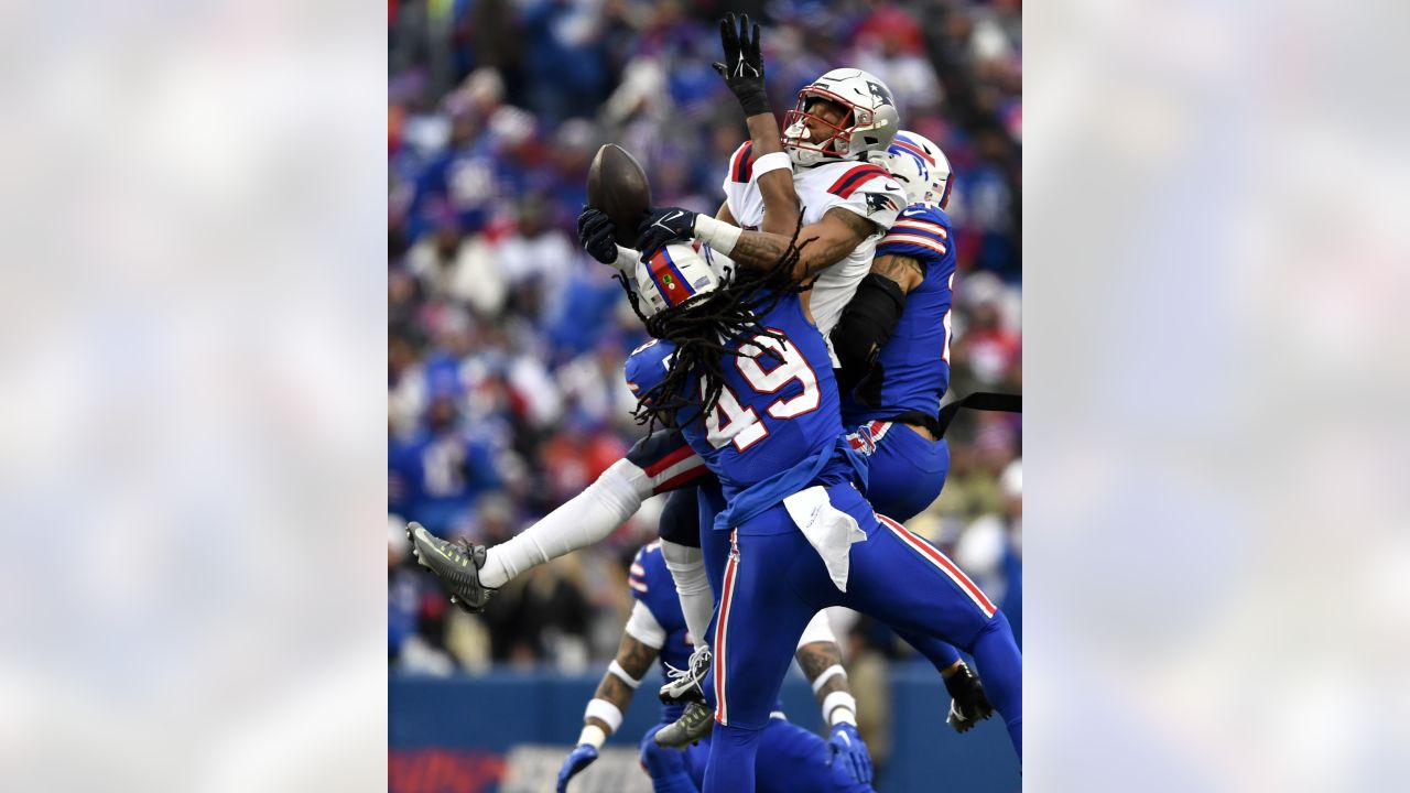 Buffalo Bills linebacker Tremaine Edmunds (49) after catching an  interception during the second half of an NFL football game against the New  England Patriots, Sunday, Jan. 8, 2023, in Orchard Park. (AP