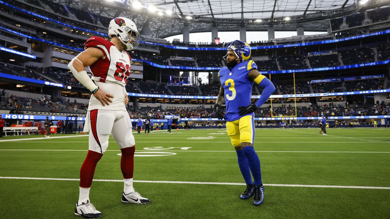 November 28, 2021: Los Angeles Rams wide receiver Odell Beckham Jr. (3)  warming up during pregame of the NFL football game between the Los Angeles  Rams and the Green Bay Packers at