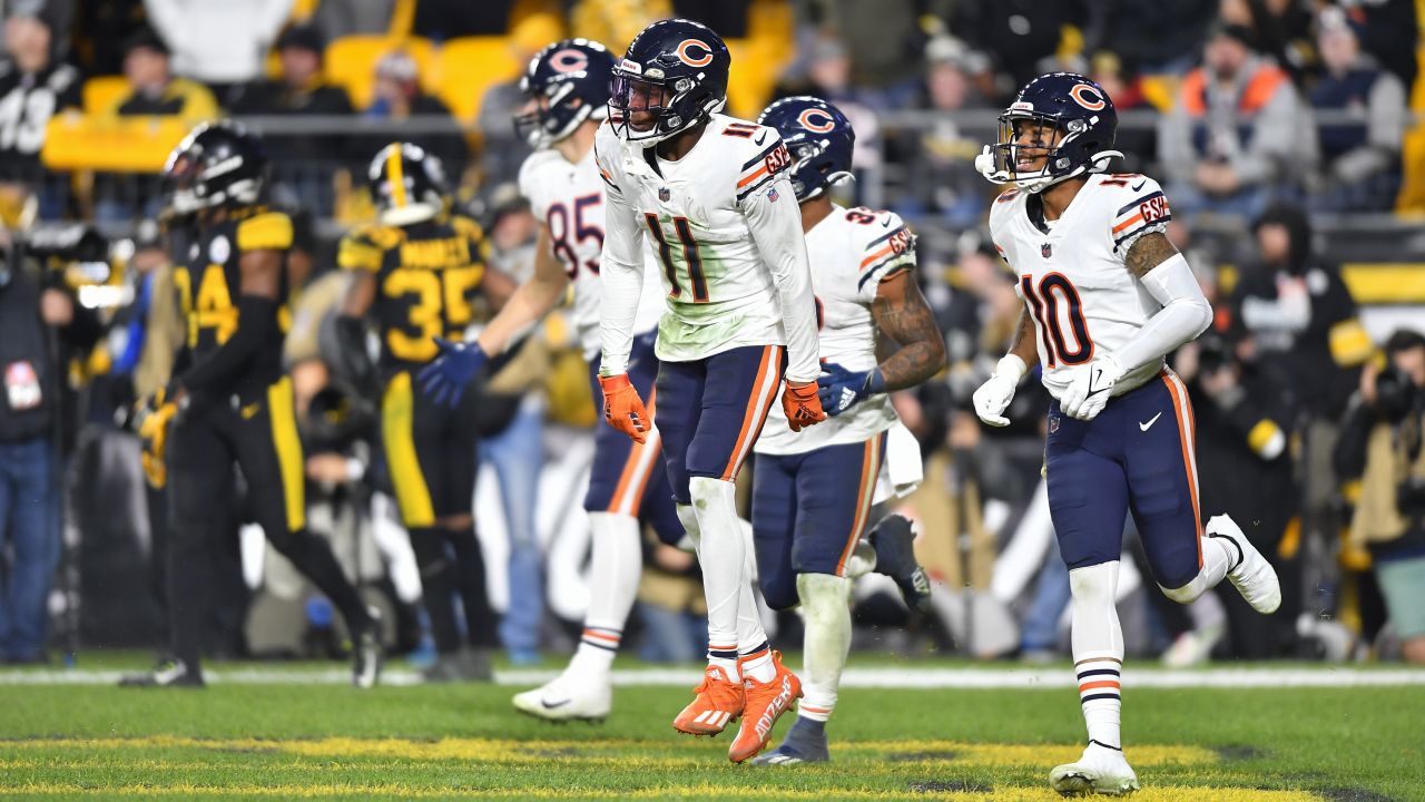 Denver Broncos guard Dalton Risner (66) on the field before the start of an  NFL football game against the Los Angeles Chargers, Sunday, January 2, 2022  in Inglewood, Calif. The Chargers defeated