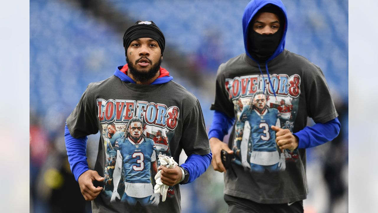 Photos from Buffalo Bills and NFL Honor Damar Hamlin Amid Hospitalization -  E! Online