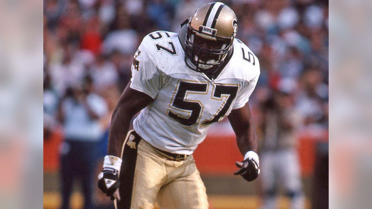 25 Greatest Linebackers in NFL History 