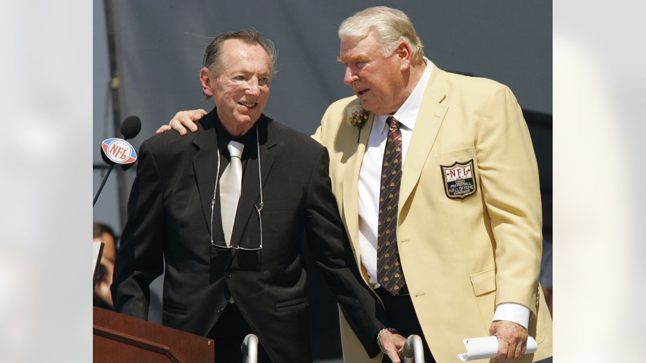 Ex-Raiders coach John Madden, NFL Hall of Famer and broadcasting