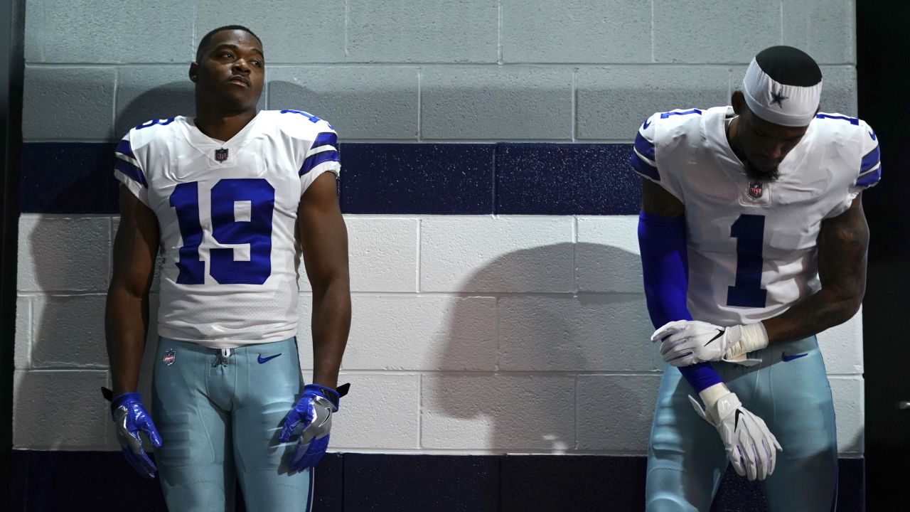 Dallas Cowboys wide receiver Miles Austin (19) warms up prior to the NFL -  NFC Playoffs football game between the Philadelphia Eagles and Dallas  Cowboys at Cowboys Stadium in Arlington, Texas. Cowboys