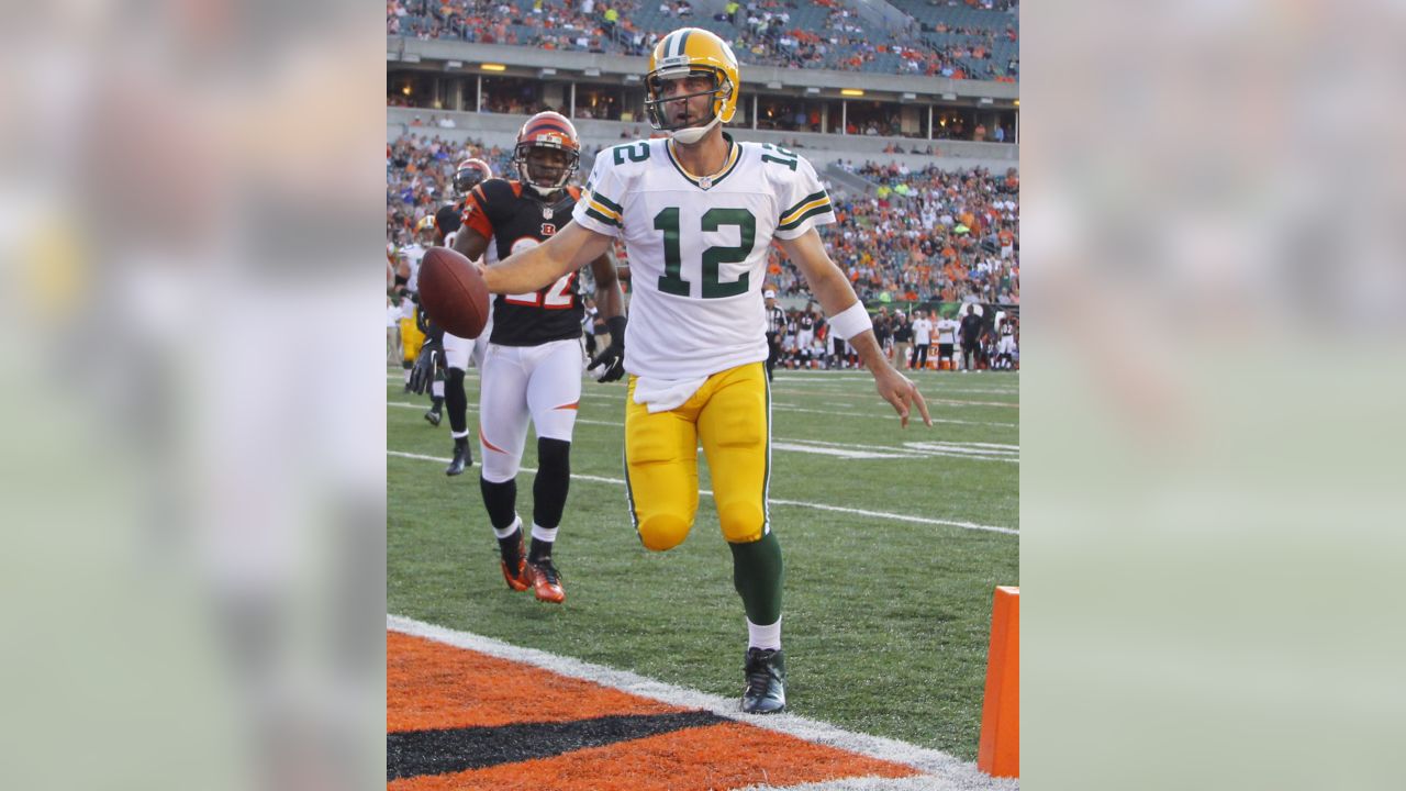 Green Bay Packers Jermichael Finley celebrates with Aaron Rodgers after he  catches an 12 yard touchdown pass in the first quarter against the New York  Giants in week 13 of the NFL