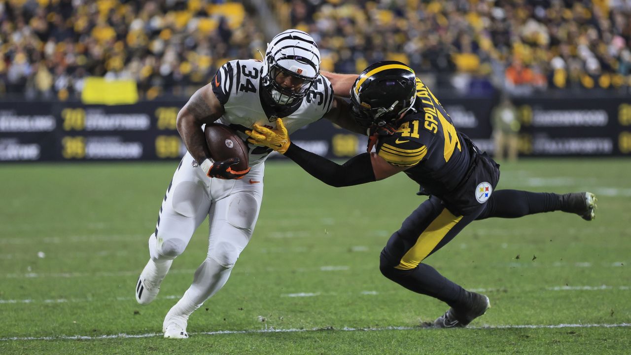 PITTSBURGH, PA - NOVEMBER 20: A photo of a Cincinnati Bengals Color Rush  helmet during the national football league game between the Cincinnati  Bengals and the Pittsburgh Steelers on November 20, 2022