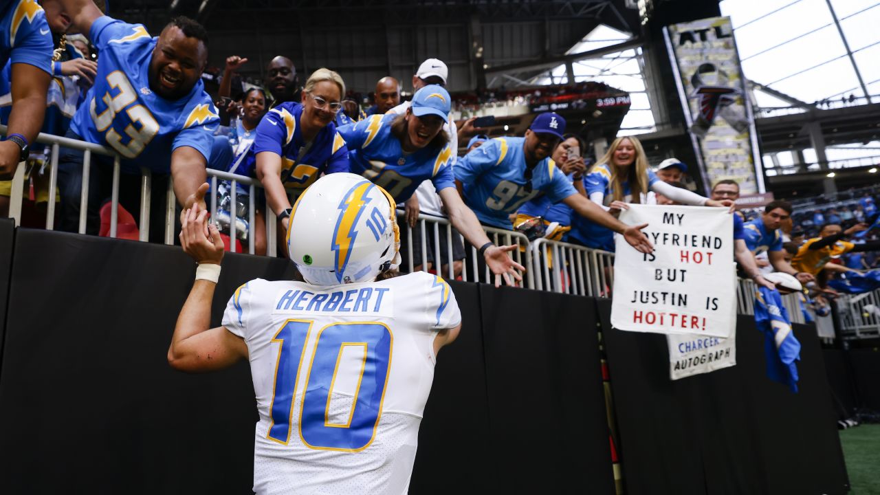 ATLANTA, GA - NOVEMBER 06: Los Angeles Chargers quarterback Justin