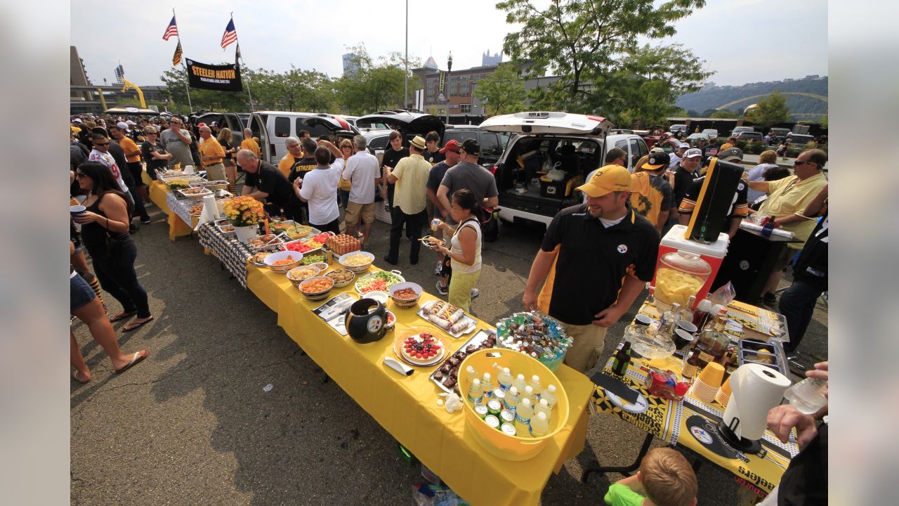 Pittsburgh Steelers fans tailgate outside of Heinz field in