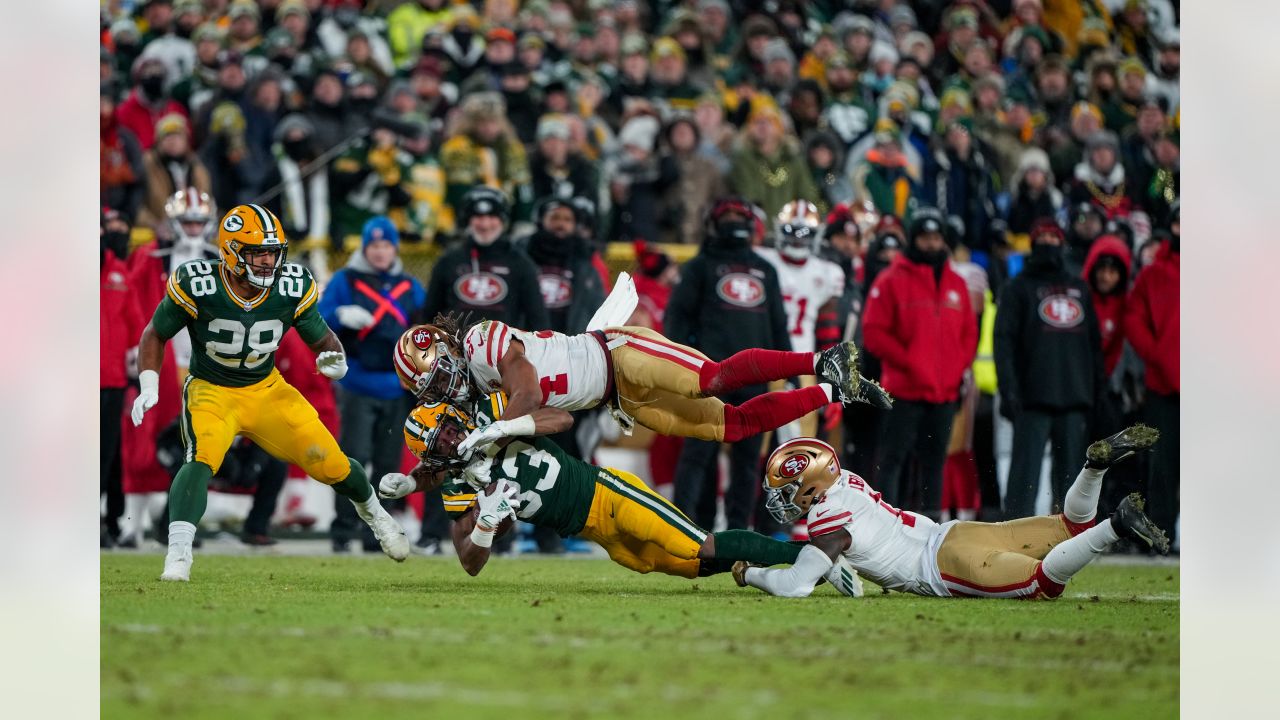 January 22, 2022: San Francisco 49ers middle linebacker Fred Warner (54)  celebrates after a great play during the NFL divisional playoff football  game between the San Francisco 49ers and the Green Bay