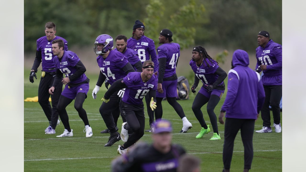 Fans gather before an NFL football game between the New Orleans Saints and  the Minnesota Vikings at Tottenham Hotspur Stadium, Sunday, Oct. 2, 2022,  in London. (AP Photo/Steve Luciano Stock Photo - Alamy