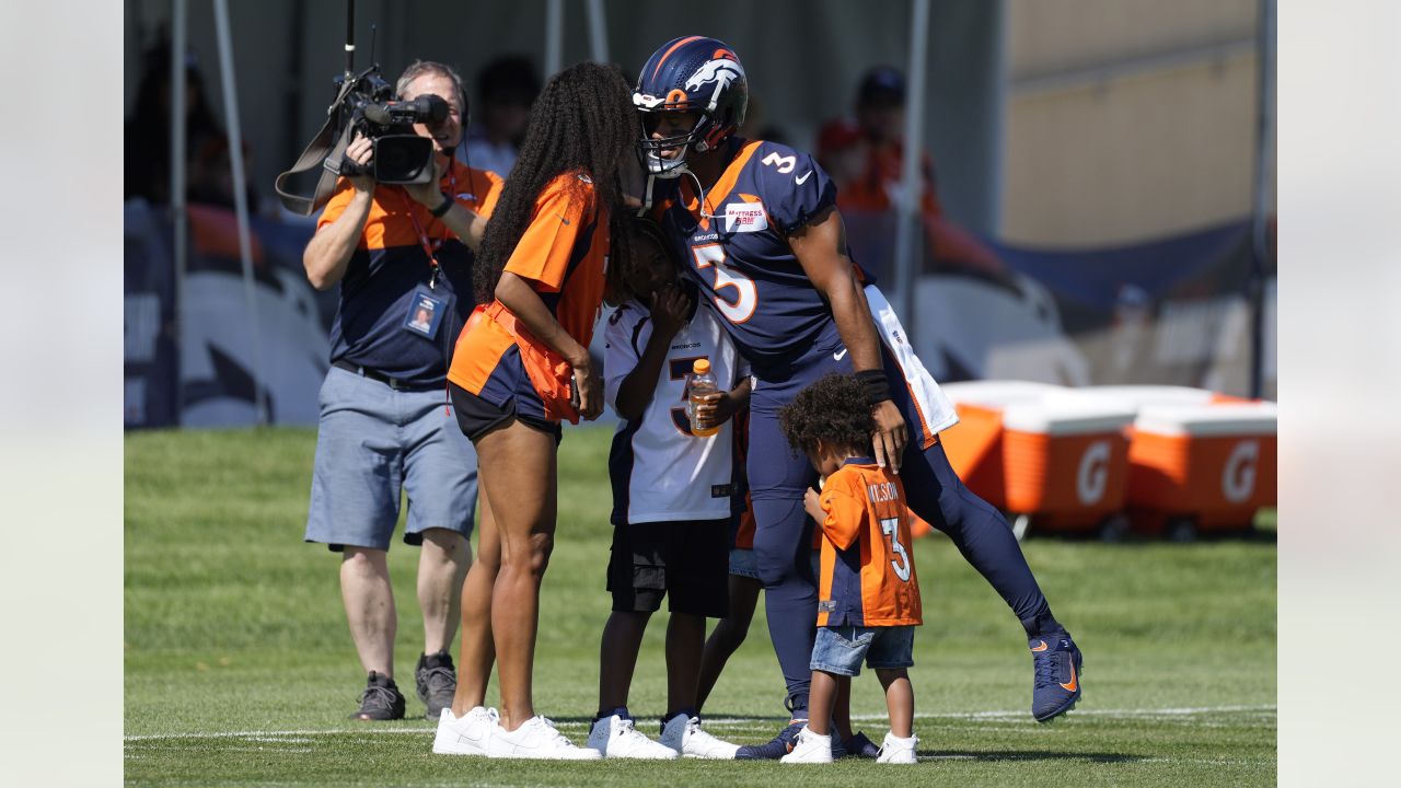 Ciara brings kids to visit Russell Wilson at Broncos training camp