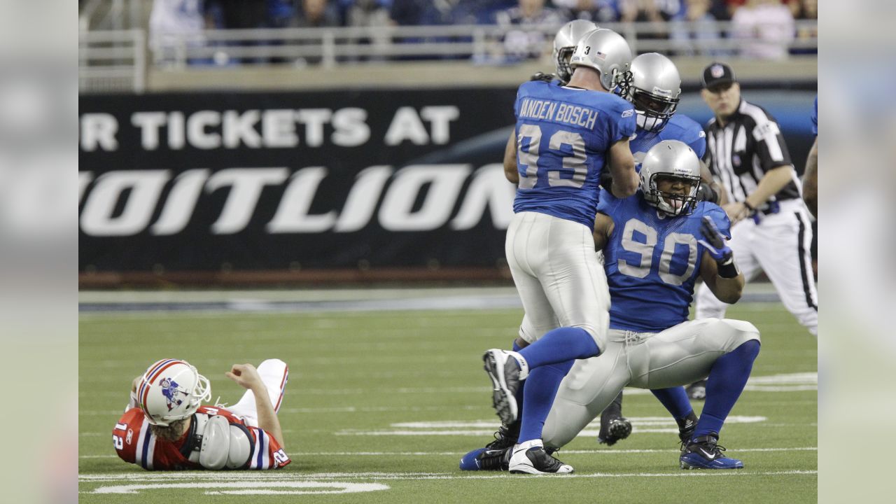 New England Patriots wide receiver Julian Edelman (11) is congratulated by  teammate Sebastian Vollmer after catching a touchdown against the  Indianapolis Colts in the first half of an NFL football game in