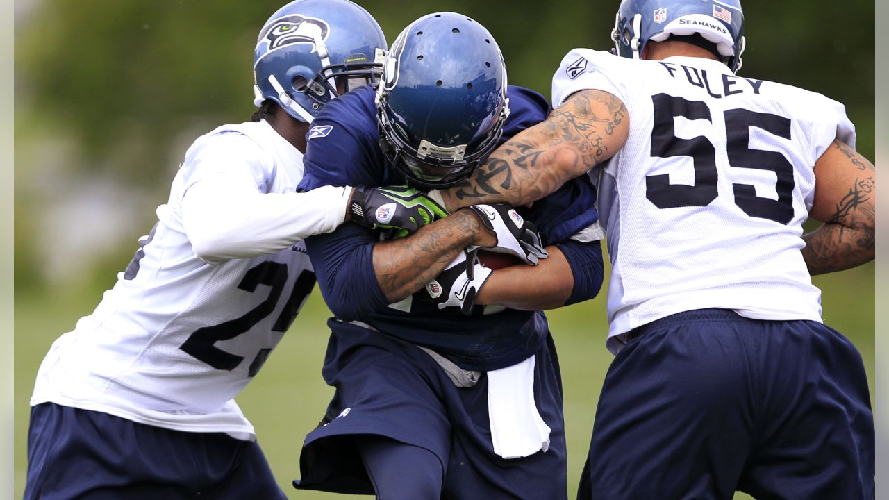 New York Giants tackle Sean Locklear (75) blocks Washington