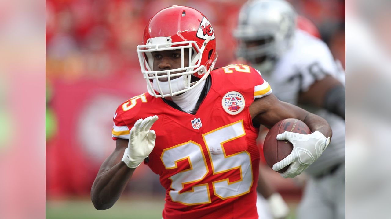 Refreshing Moments in Chiefs History: Jamaal Charles Scores 5 TDs