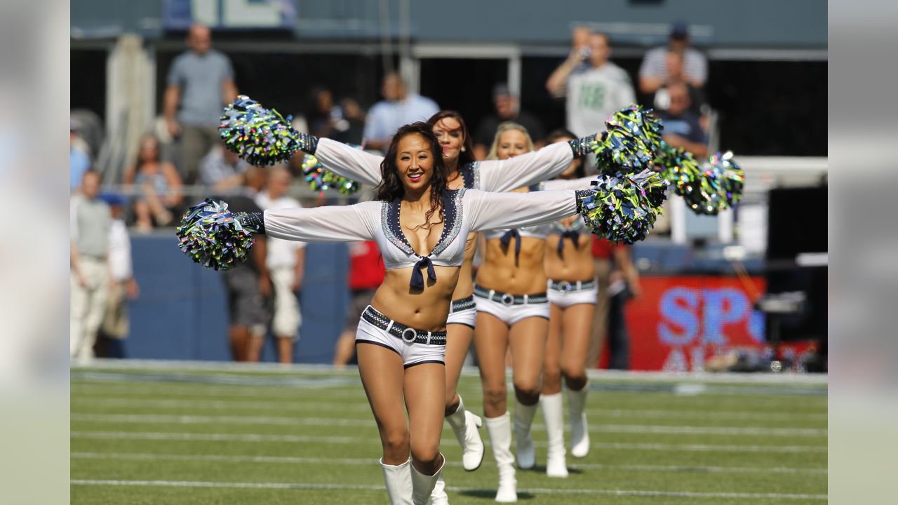 2012 NFL Cheerleaders: Best of Week 4