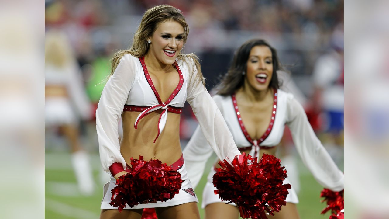 PHOTOS: Cardinals Cheerleaders At The Giants Game