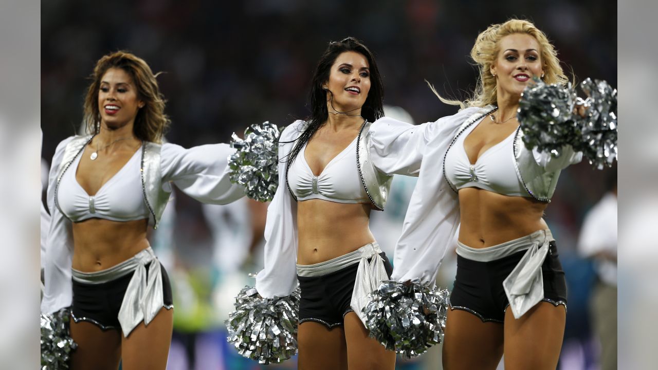 oakland raiders cheerleaders