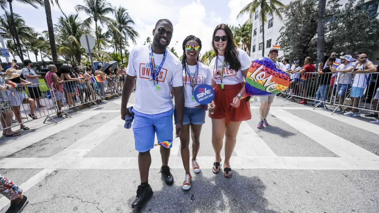 The NFL family came through for the #Pride parade in Los Angeles