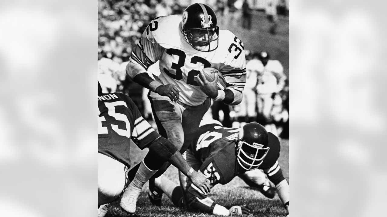 He was super:' Franco Harris was 3-sport star in New Jersey before NFL fame