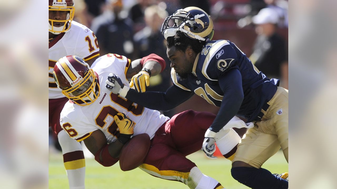 Sep 26, 2010 - St Louis, Missouri, U.S. - Washington running back CLINTON  PORTIS (26) carries the ball in the game between the St. Louis Rams and the  Washington Redskins at the