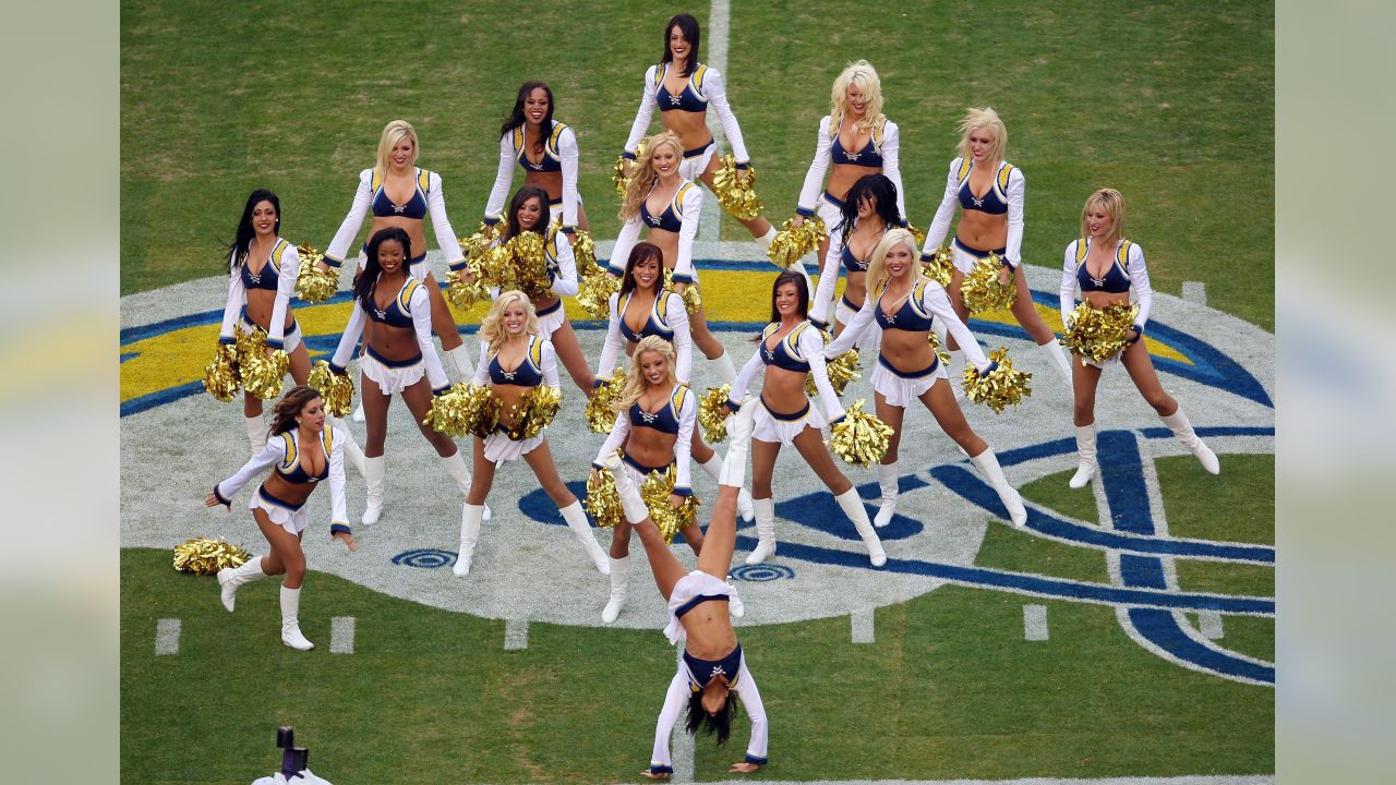 NFL cheerleaders from wild-card weekend