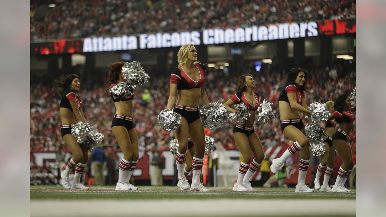 The Atlanta Falcons cheerleaders perform in Halloween costume before the  first of an NFL football game between the Atlanta Falcons and the Green Bay  Packers, Sunday, Oct. 30, 2016, in Atlanta. (AP