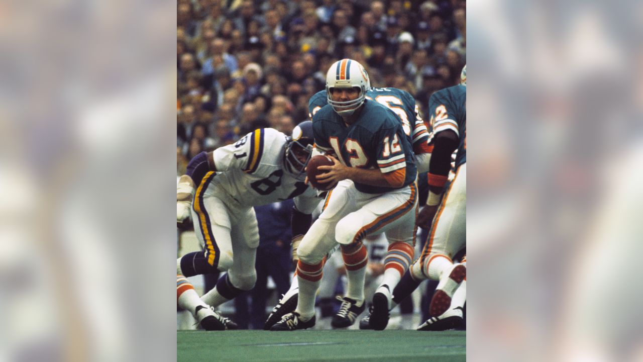 Super Bowl VIII football card (Miami Dolphins & Minnesota Vikings