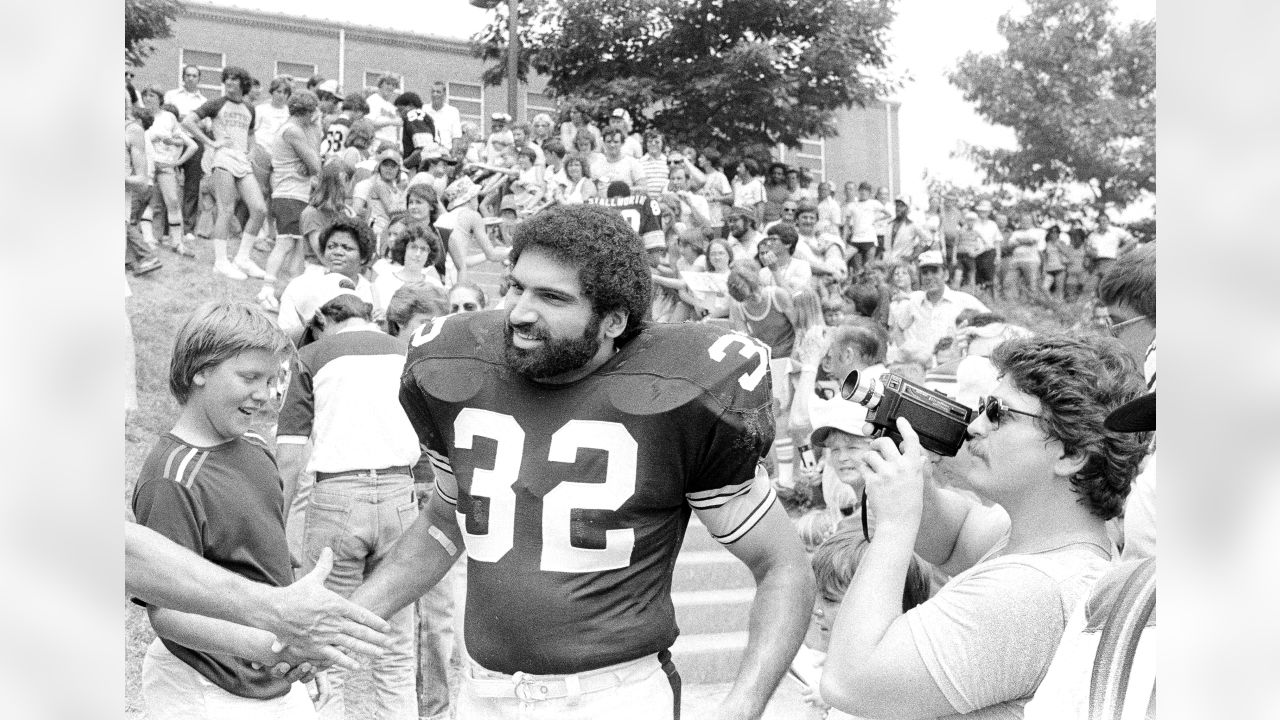 A Football Life': Pittsburgh Steelers Pro Football Hall of Fame running  back Franco Harris talks 'The Immaculate Reception' with Oakland Raiders  linebacker Phil Villapiano