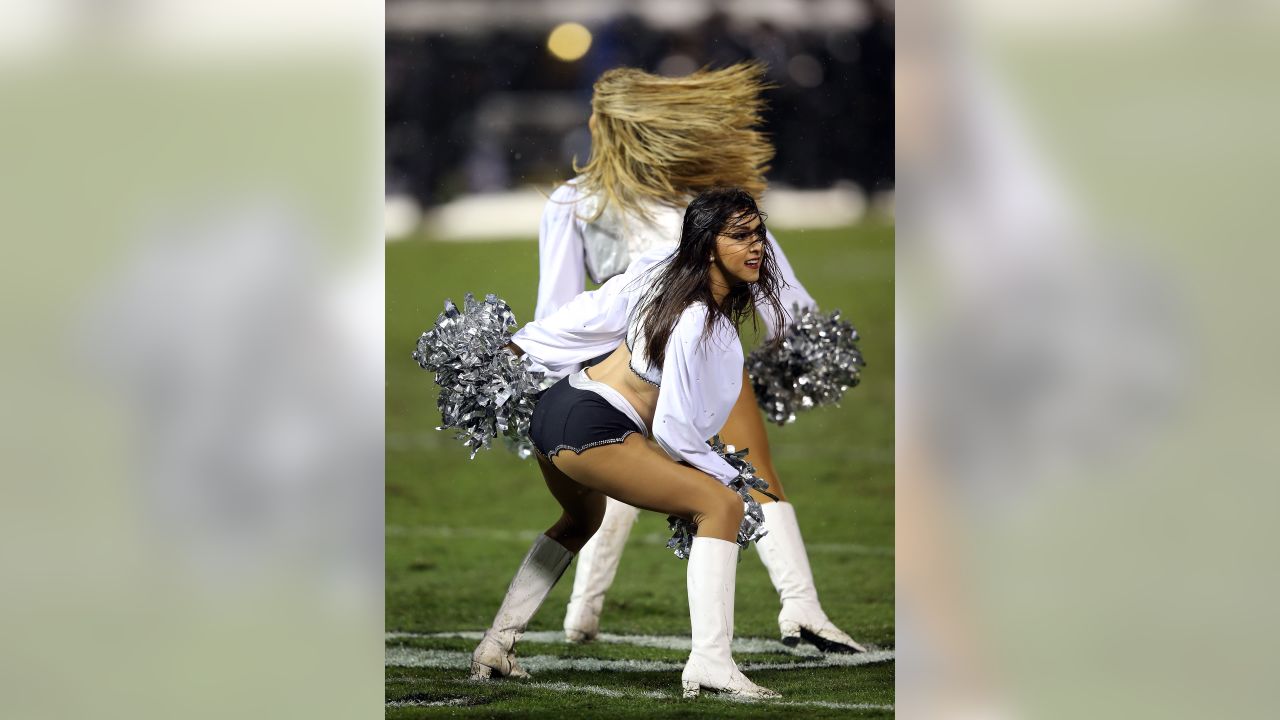 Las Vegas Raiders cheerleaders perform against the Los Angeles