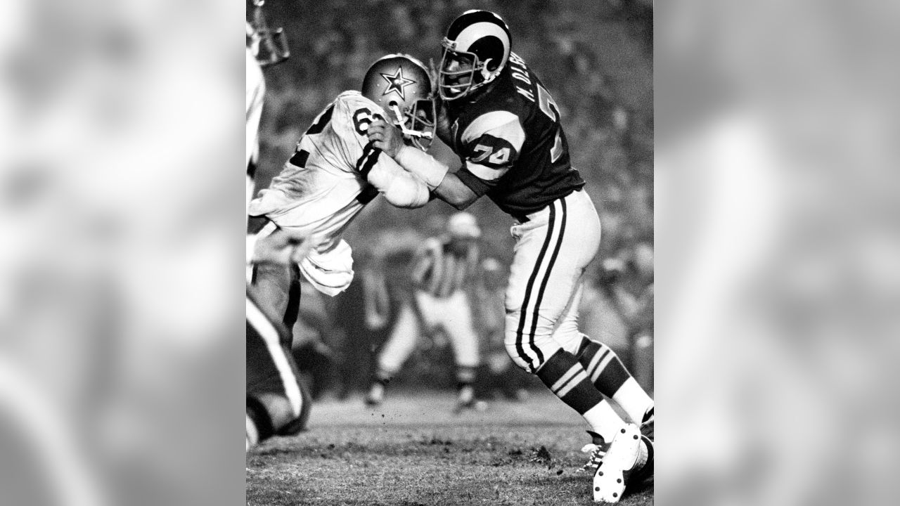 Merlin Olsen During Rams-lions Game Metal Print by Bettmann 