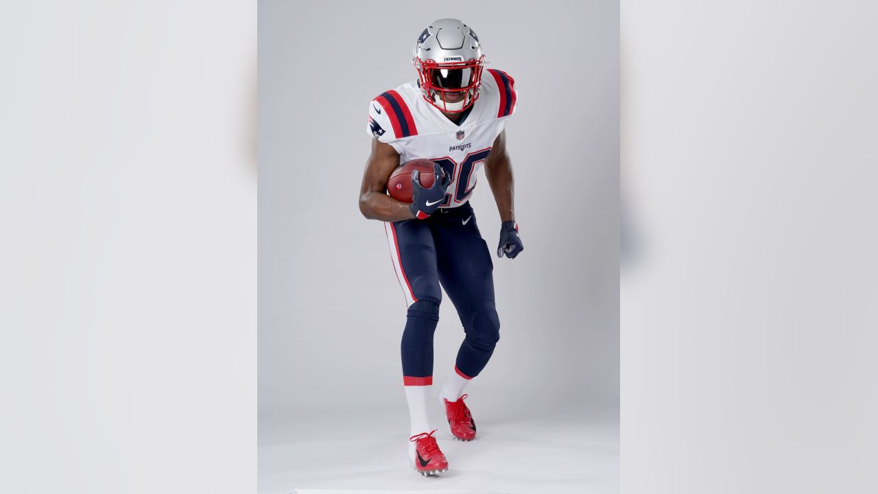 New England Patriots to reveal new uniforms on Monday