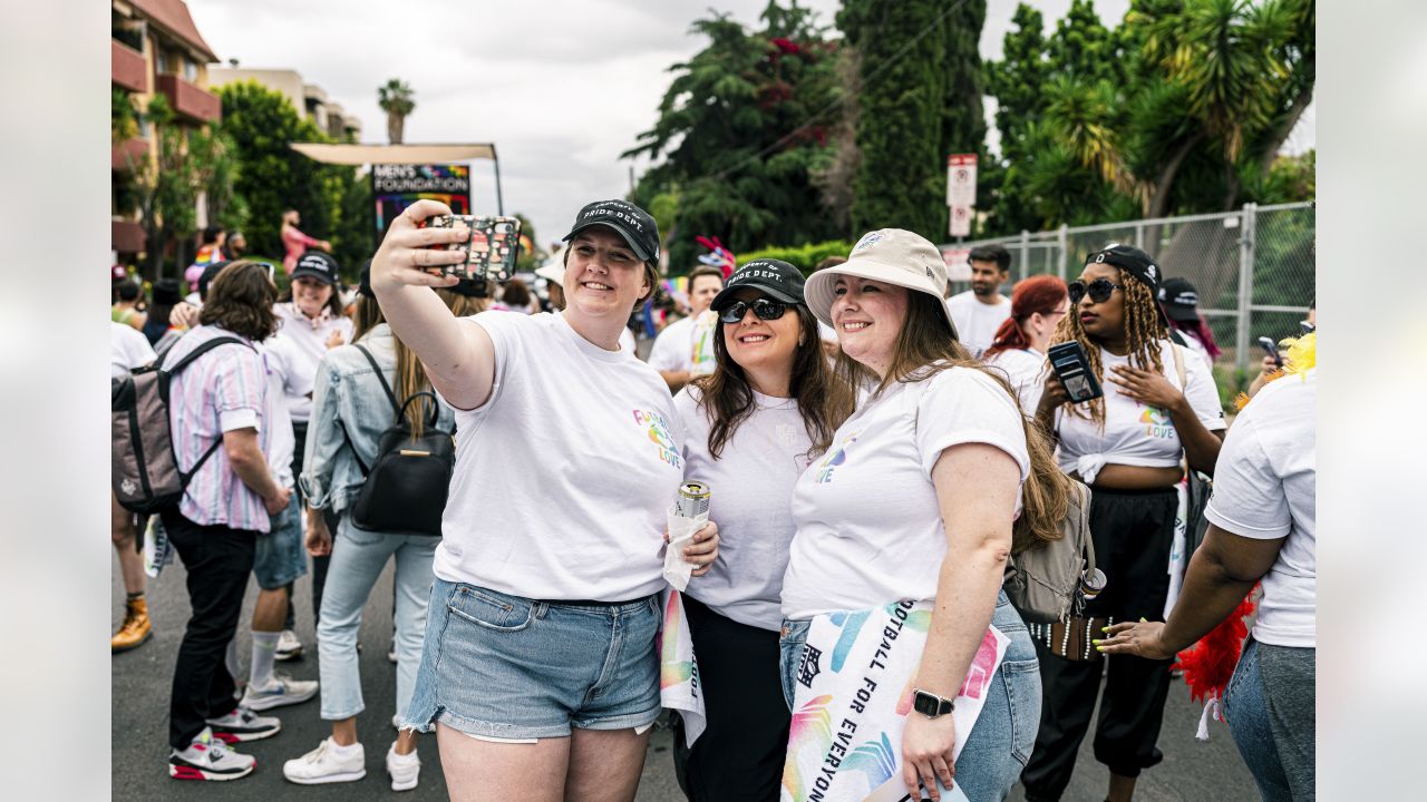 2023 NFL L.A. Pride parade