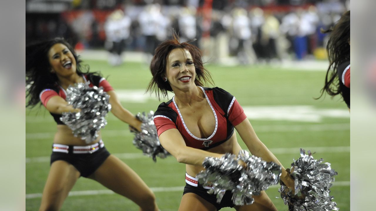 NFL cheerleaders have all the right moves in Week 13 – New York